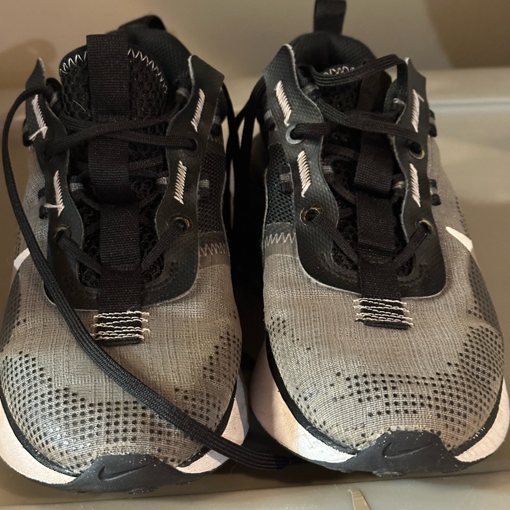 Nike youth sneakers